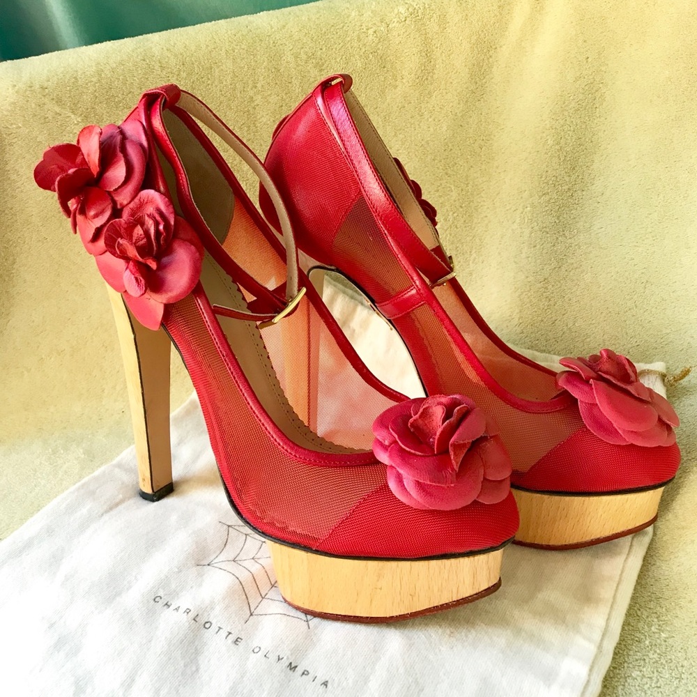 Charlotte Olympia 38.5/8.5 red rose platform pumps